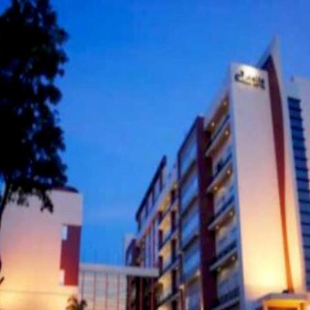 Amalia Hotel Lampung Bandar Lampung Exterior photo
